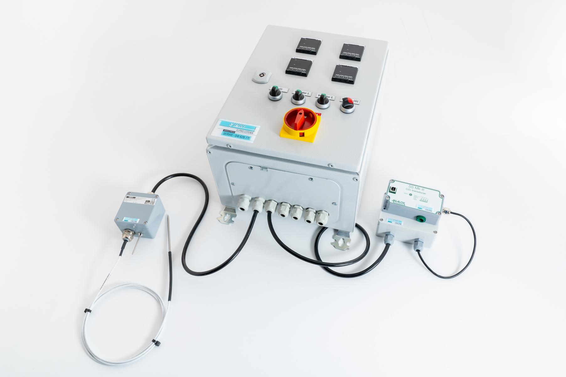 ELPRO LEPENIK_aplikacija_regulacija CO2 in etilena v zorilnih komorah