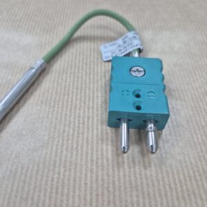 2250 2260 je MIMS temperaturno tipalo s termoparom NiCr-Ni tip K, vgradno dolžino 1000 mm, premerom 4,5 mm, standardnim konektorjem in delovno temperaturo -200 °C … 800 °C.