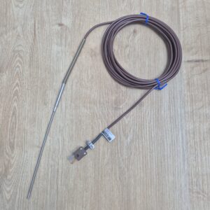 2240 7020 je MIMS temperaturno tipalo s termočlenom Cu-CuNi tip T, dolžino 150 mm, fi 3 mm, kablom 5000 mm in območjem -50 °C … +500 °C.