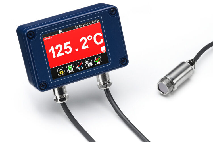 PyroMini miniaturni infrardeči (IR) temperaturni senzor za splošno uporabo in visoke temperature. -20 ... 2000 °C. 4 ... 20 mA. RS485 Modbus.